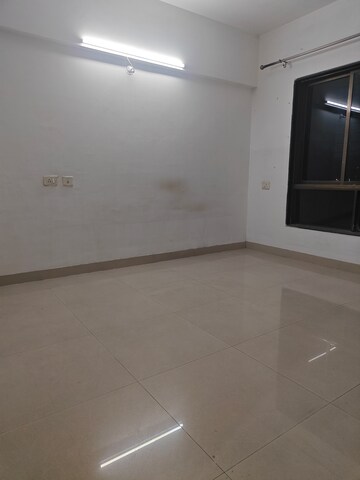 Room in 2 BHK Apartment at Meridian Apartment, Nerul Sector 6 – for Rent
