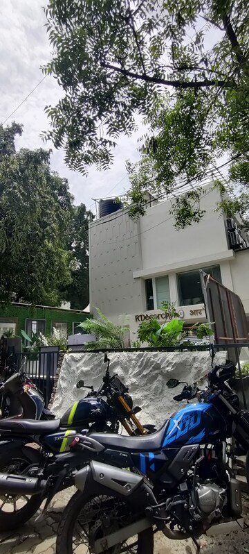 Floor Plan in  Showroom at Phoenix Mills Compound, Lower Parel – for Rent