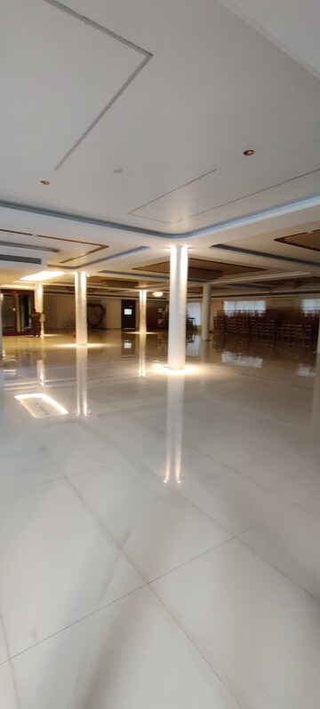 Parking in  Showroom at Phoenix Mills Compound, Lower Parel – for Rent