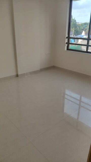 Room in 2 BHK Apartment at Lodha Eternis, Andheri East – for Rent