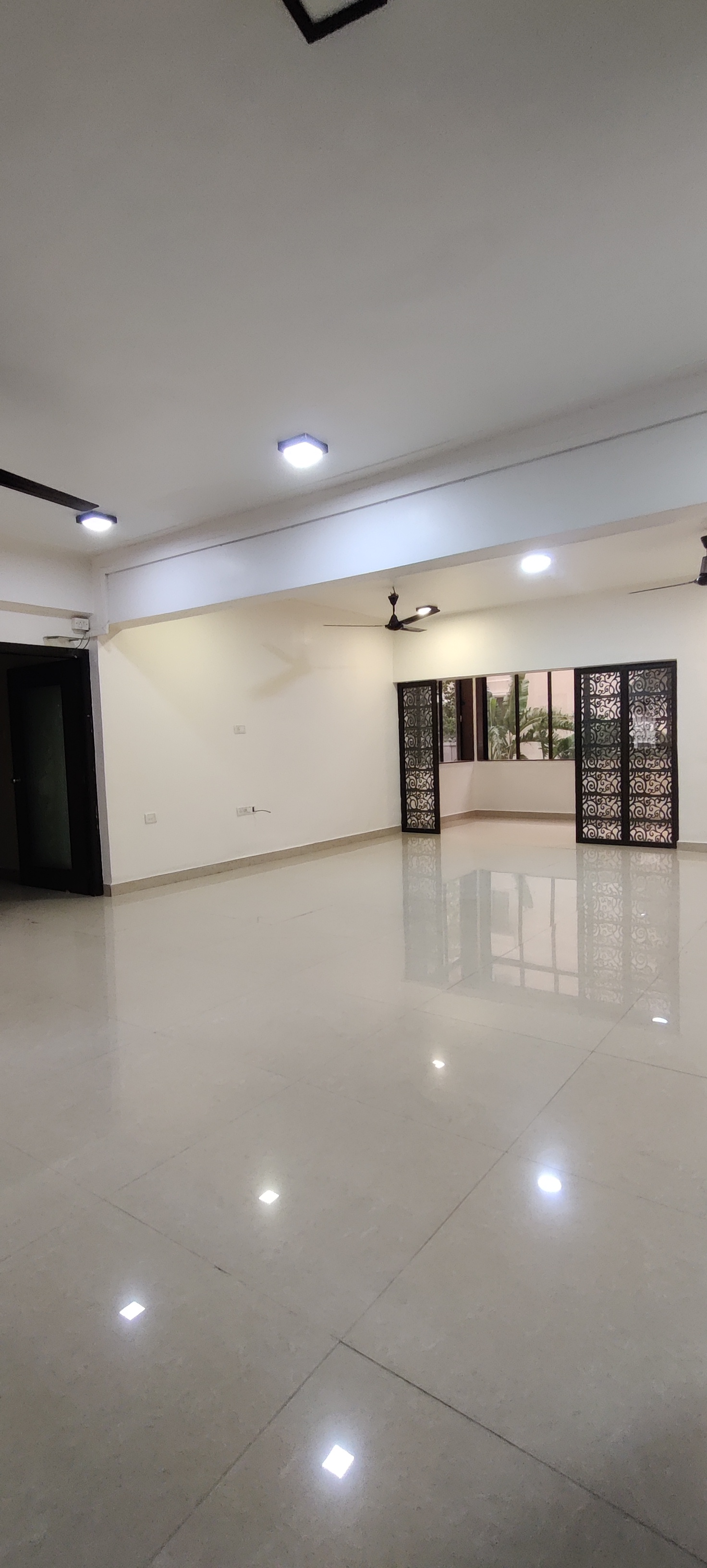 4 BHK + Pooja Room,Study Room,Extra Room 2000 Sq.Ft. Apartment in Venus Apartments Worli