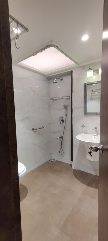 Bathroom in 4 BHK Apartment at Venus Apartments Worli, Worli – for Rent