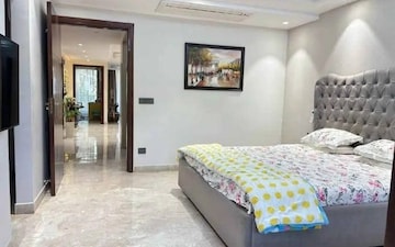 3 BHK Builder Floor For Rent in Rohini Sector 8