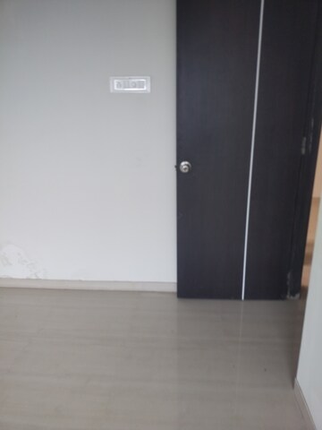 Furnished Amenities in 1.5 BHK Apartment at Drushti Sapphire, Ghatkopar East – for Rent