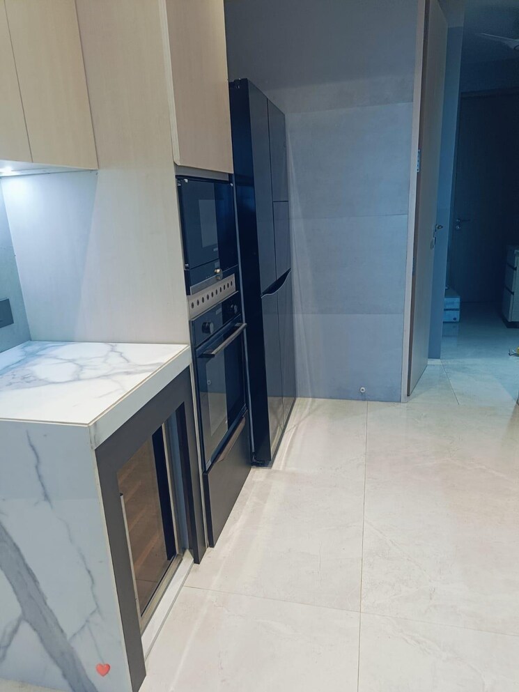 Team Area, lodha-the-world-towers-world-one-tier-2 4 Bedroom 2627 Sq.Ft. Apartment In Worli Mumbai 8795032