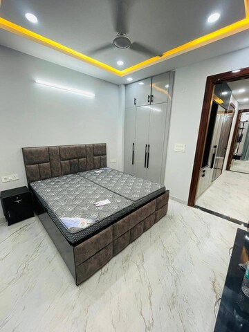 2 BHK Builder Floor For Rent in Rohini Sector 5