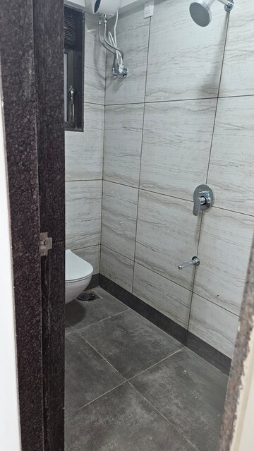 Attached Bathroom in 1.5 BHK Apartment at Andheri West – for Rent