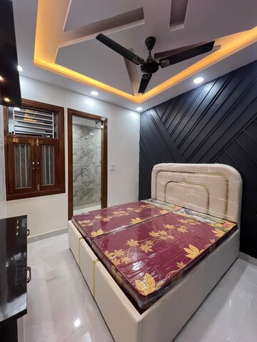 Master Bedroom in 3 BHK Apartment at Piramal Vaikunth, Balkum Pada – for Rent