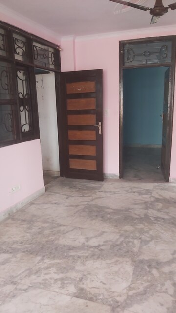 2.5 BHK Builder Floor For Rent in Mayur Vihar