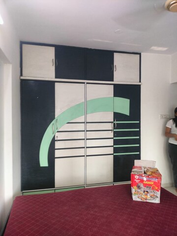 Bedroom in 2 BHK Apartment at Ghodbunder Road – for Rent