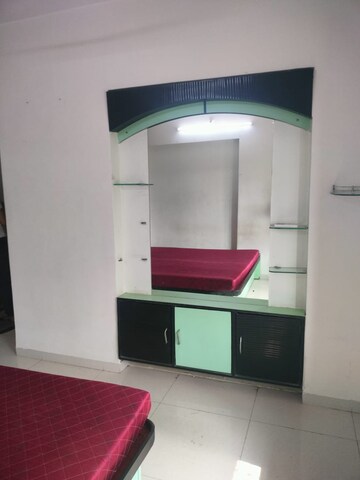 Bedroom in 2 BHK Apartment at Ghodbunder Road – for Rent