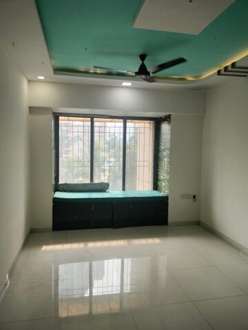 2 BHK Apartment For Rent in Ghodbunder Road