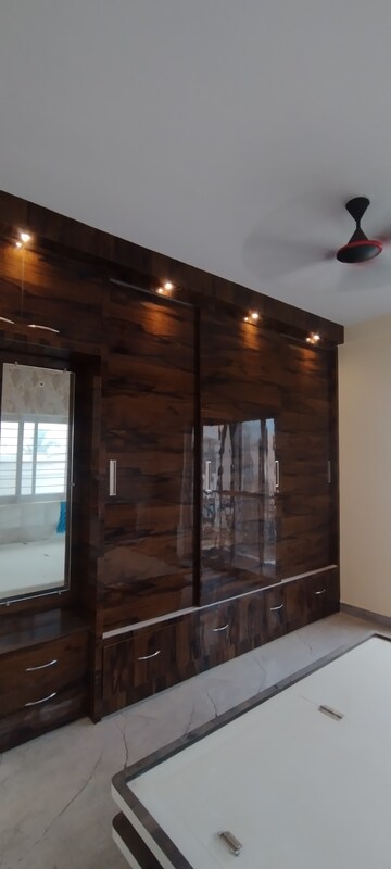Room in 4 BHK Penthouse at Rt Nagar – for Sale