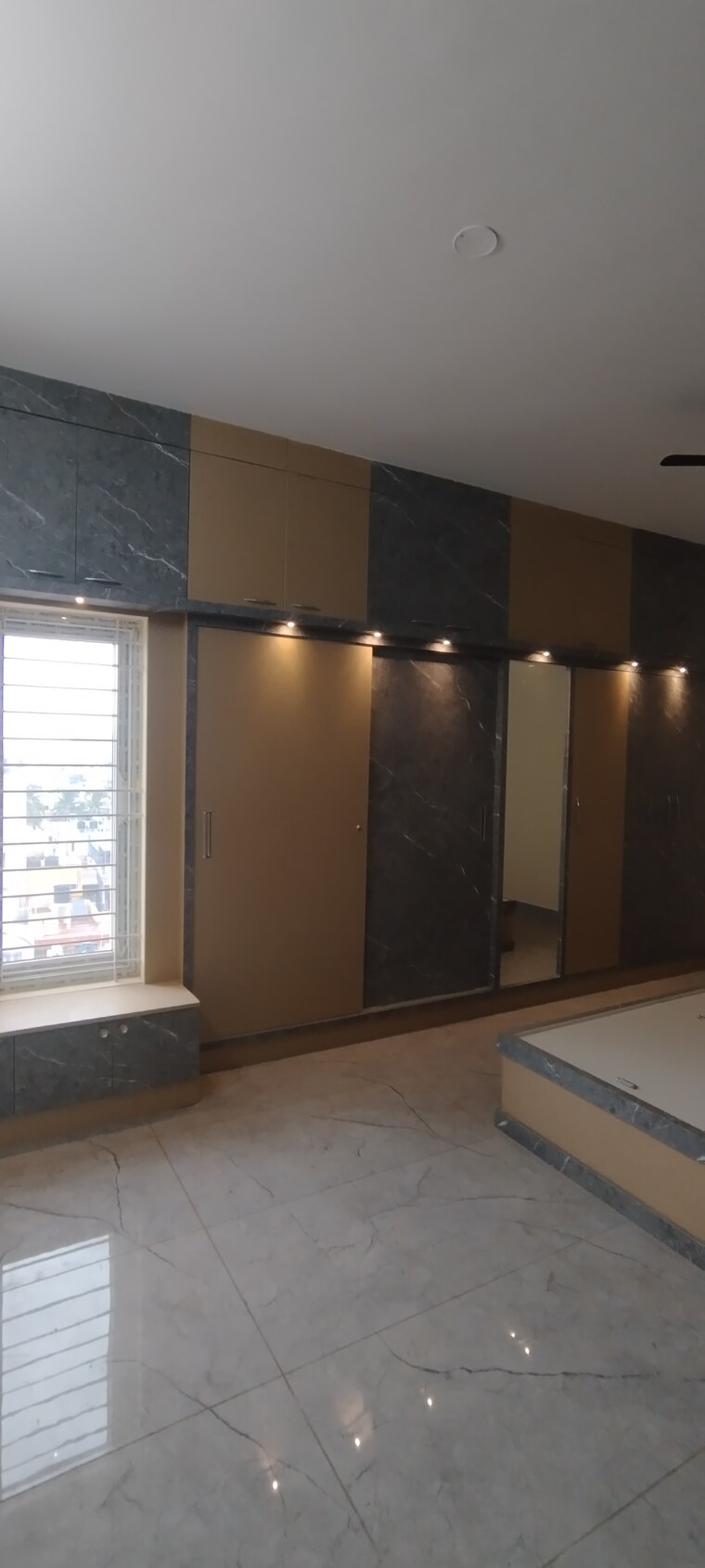 Room, rt nagar 4 Bedroom 2400 Sq.Ft. Penthouse In Rt Nagar Bangalore 8795116