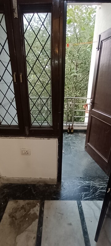 2.5 BHK Builder Floor For Rent in Kalkaji