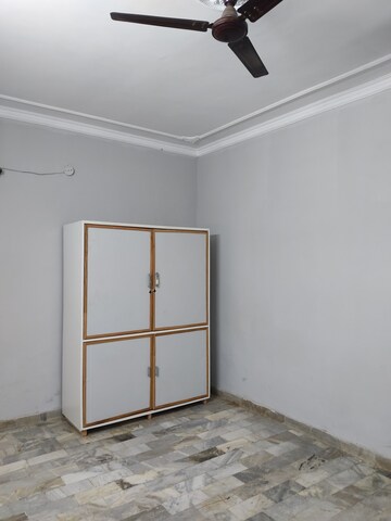 Room in 2 BHK Builder Floor at Urban Estate Phase ii – for Rent
