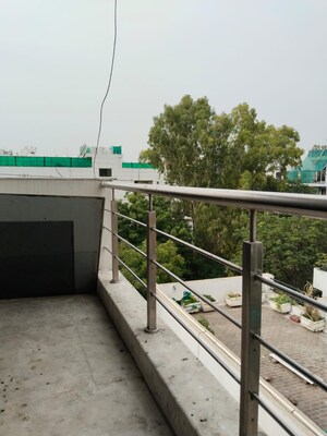 Balcony in 1 BHK Builder Floor at Saket – for Sale