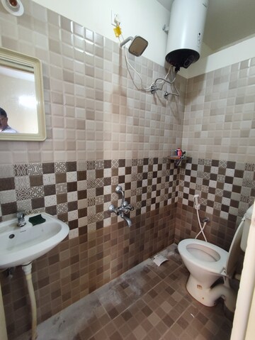 Bathroom in 2 BHK Builder Floor at Btm Layout Stage 2 – for Rent