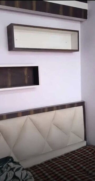 Bedroom in 2 BHK Apartment at Gomti Nagar – for Rent