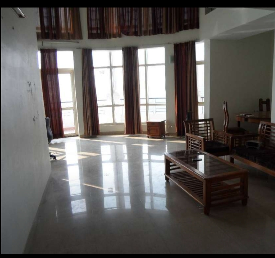 4 BHK 2500 Sq.Ft. Apartment in Omaxe Heights II