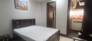 Bedroom in 3 BHK Builder Floor at Safdarjung Enclave – for Rent