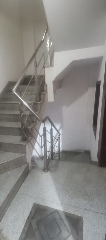 Staircase in 3 BHK Builder Floor at Safdarjung Enclave – for Rent
