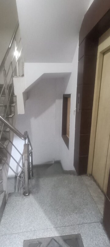 Staircase in 3 BHK Builder Floor at Safdarjung Enclave – for Rent