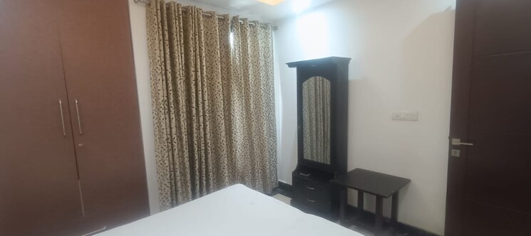 Bedroom, safdarjung enclave 3 Bedroom 1450 Sq.Ft. Builder Floor In Safdarjung Enclave Delhi 8795179