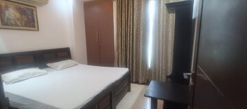 Bedroom in 3 BHK Builder Floor at Safdarjung Enclave – for Rent
