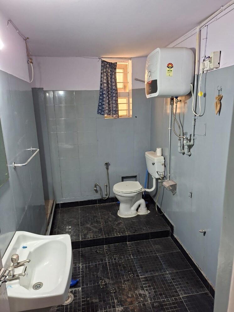 Master Bedroom, green park 1 Bedroom 900 Sq.Ft. Builder Floor In Green Park Delhi 8795180