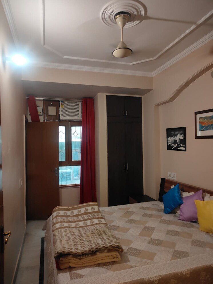 Bedroom, veera-safdarjung-enclave 2 Bedroom 1250 Sq.Ft. Builder Floor In Safdarjung Enclave Delhi 8795182