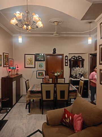Living Room in 2 BHK Builder Floor at Veera Safdarjung Enclave, Safdarjung Enclave – for Rent