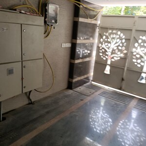 Parking in 2 BHK Builder Floor at Lajpat Nagar 4 – for Sale