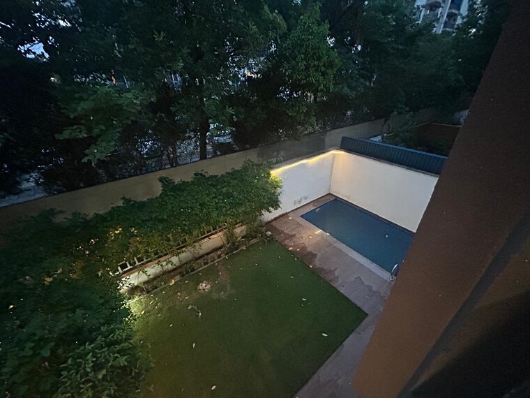 Swimming Pool, tata-primanti-villas 4 Bedroom 7000 Sq.Ft. Villa In Sector 72 Gurgaon 8795198