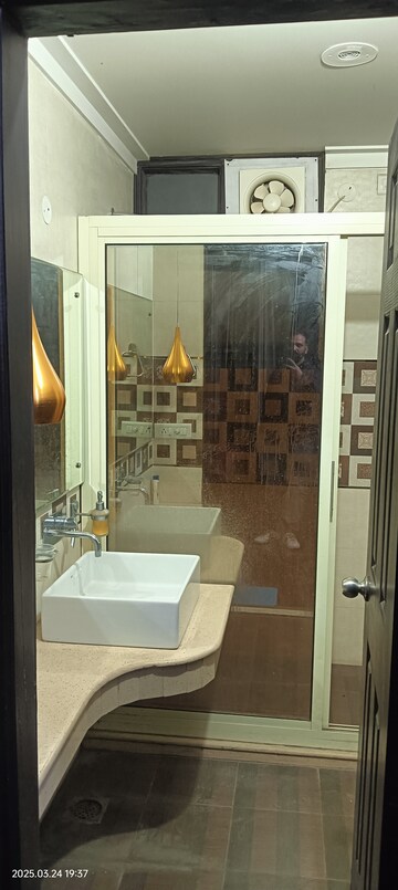 Bathroom in 3.5 BHK Apartment at Sector 20 – for Rent