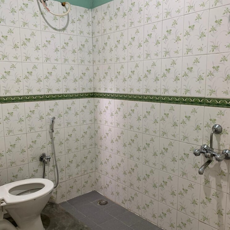 Bathroom, jp nagar 3 Bedroom 1200 Sq.Ft. Independent House In Jp Nagar Bangalore 8795203