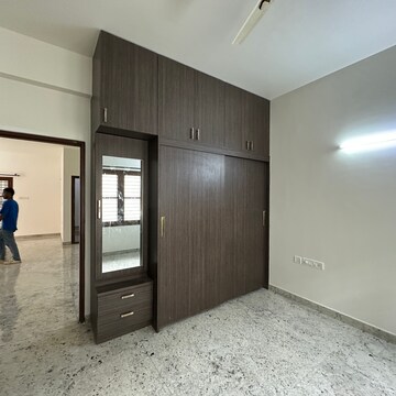 Room in 3 BHK Builder Floor at Jayanagar – for Rent