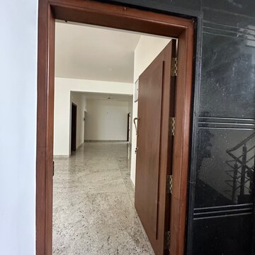 Room in 3 BHK Builder Floor at Jayanagar – for Rent