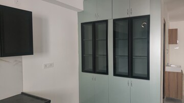 Room in 2 BHK Apartment at MS Apartment, Tolichowki – for Rent