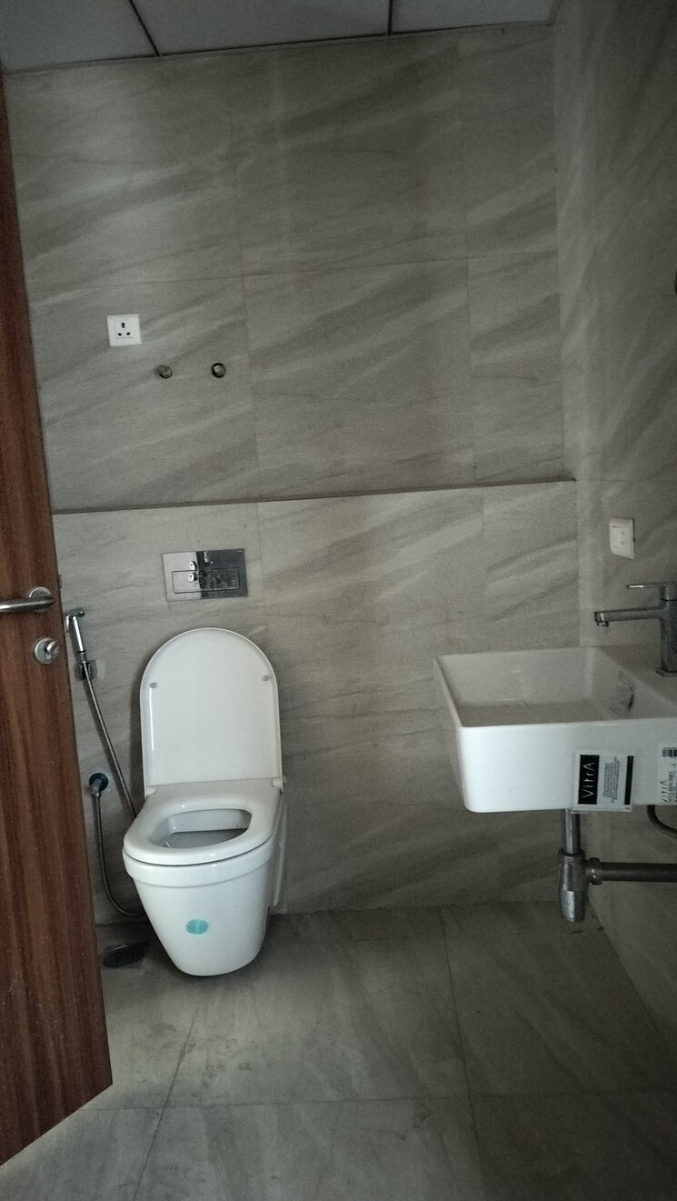 Bathroom, hi tech city 3 Bedroom 2350 Sq.Ft. Apartment In Hi Tech City Hyderabad 8795217