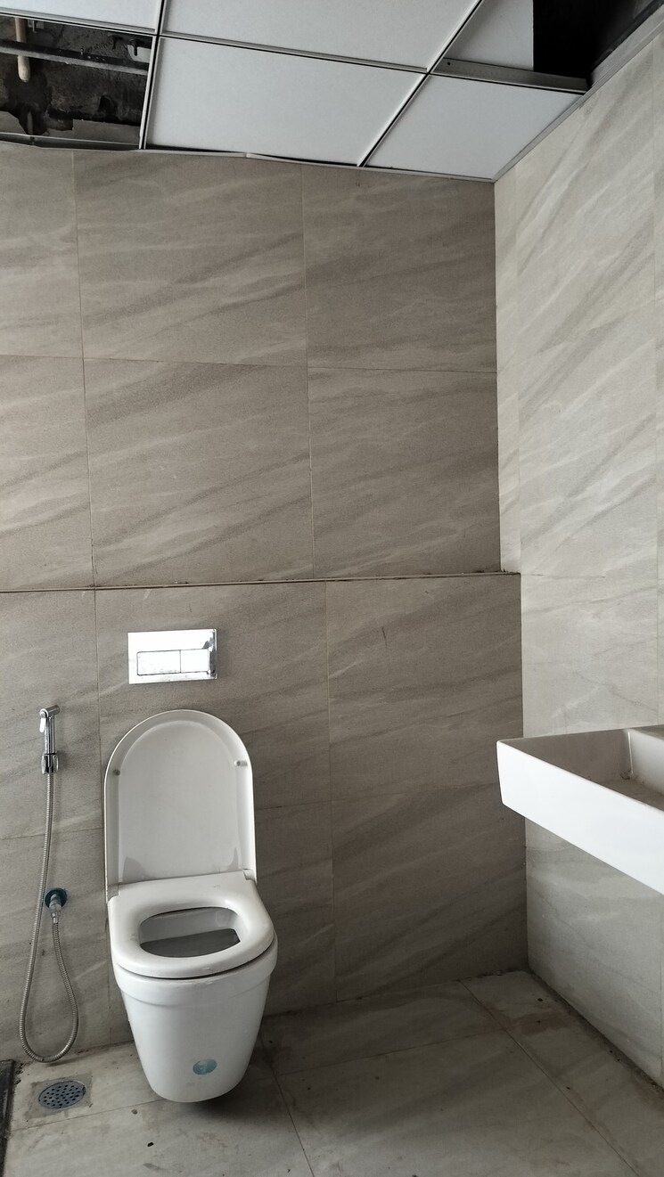 Bathroom, hi tech city 3 Bedroom 2350 Sq.Ft. Apartment In Hi Tech City Hyderabad 8795217