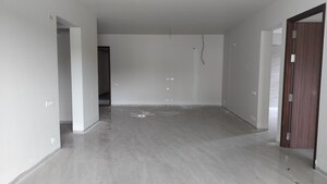 Room in 3 BHK Apartment at Hi Tech City – for Sale