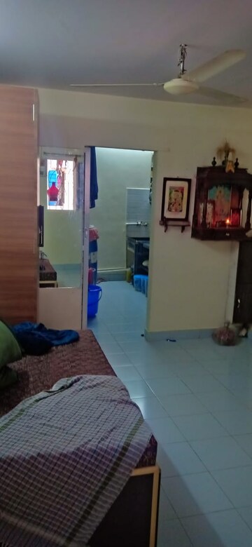 Master Bedroom in 1 BHK Independent House at Kalina – for Rent