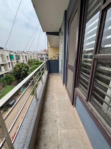 3 BHK Builder Floor For Rent in Sector 46