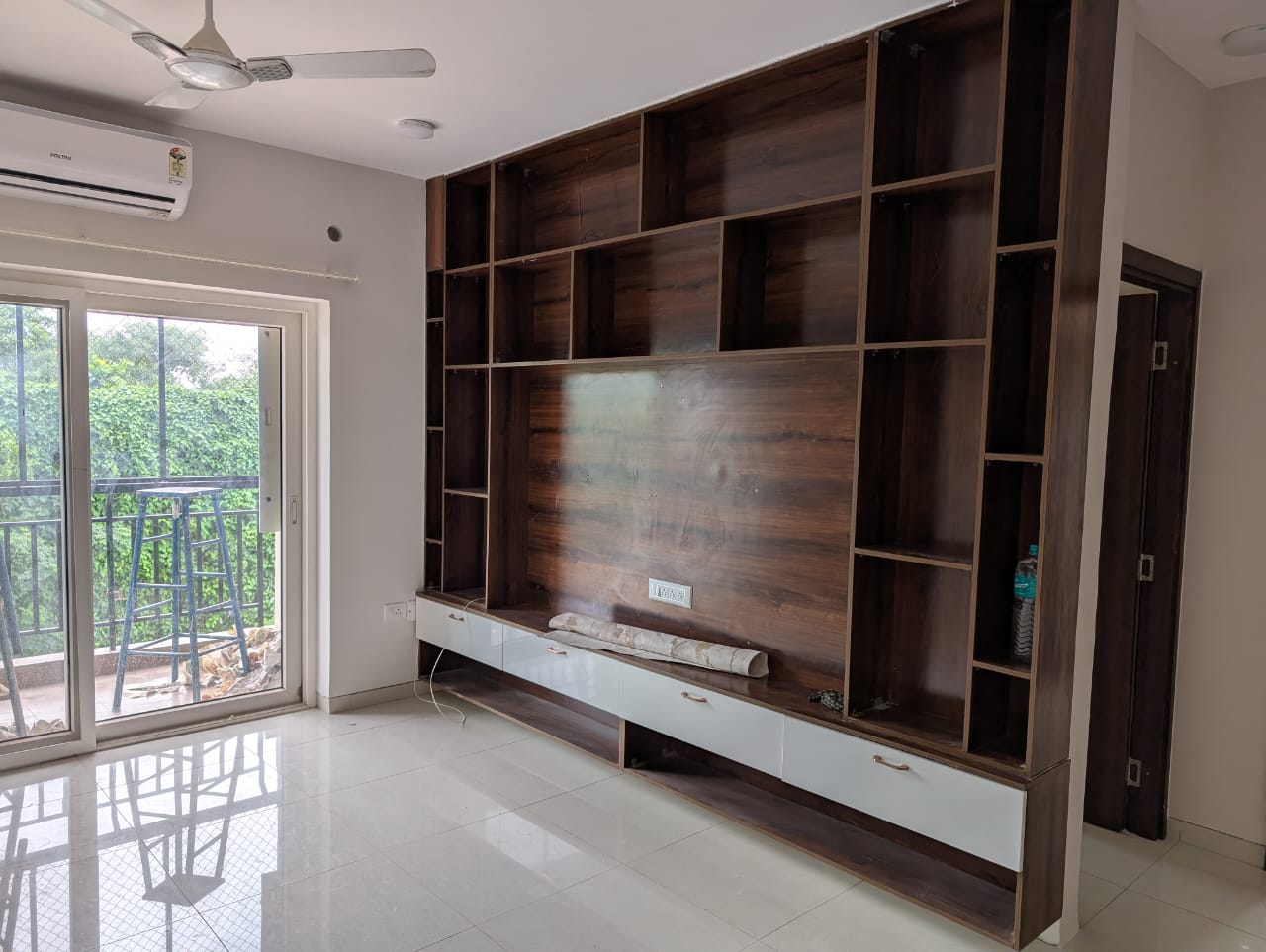 3 BHK 1811 Sq.Ft. Apartment in Century Breeze