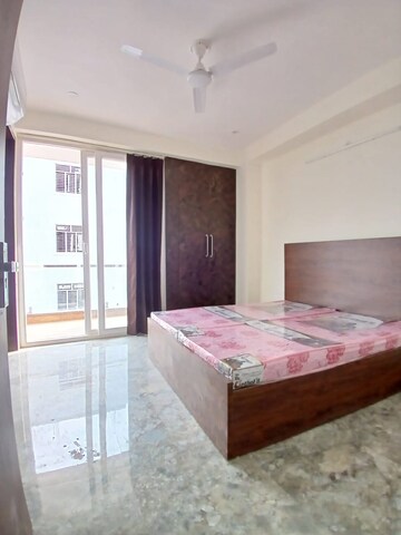 Bedroom in 2 BHK Builder Floor at Sector 45 – for Rent