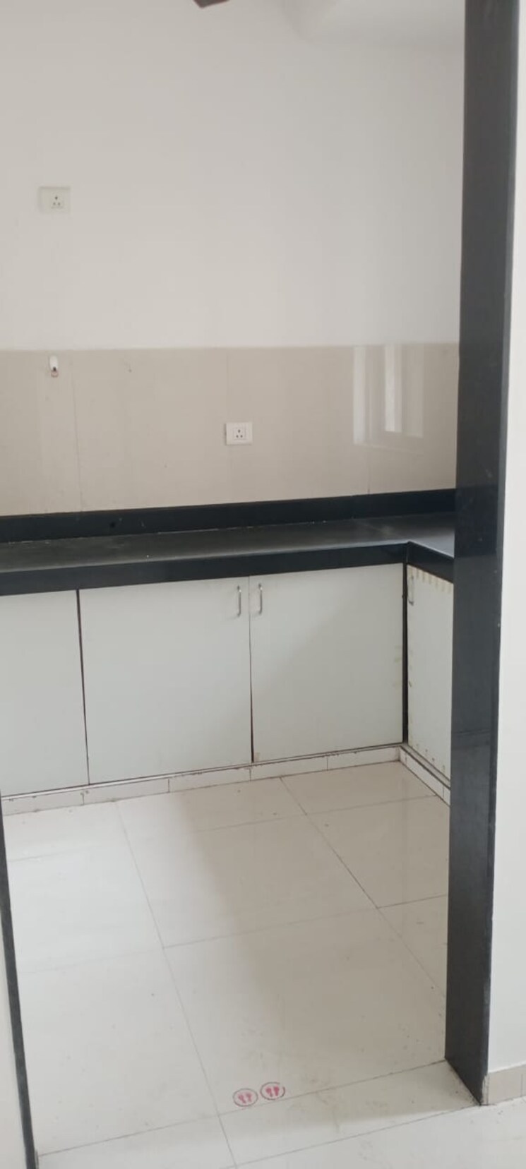 Room, ashar-edge 1 Bedroom 456 Sq.Ft. Apartment In Pokhran Road No Two Thane 8795290