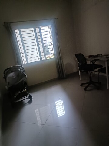 Room in 3 BHK Apartment at Jalahalli – for Rent