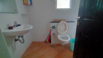 Bathroom in 3 BHK Apartment at Jalahalli – for Rent