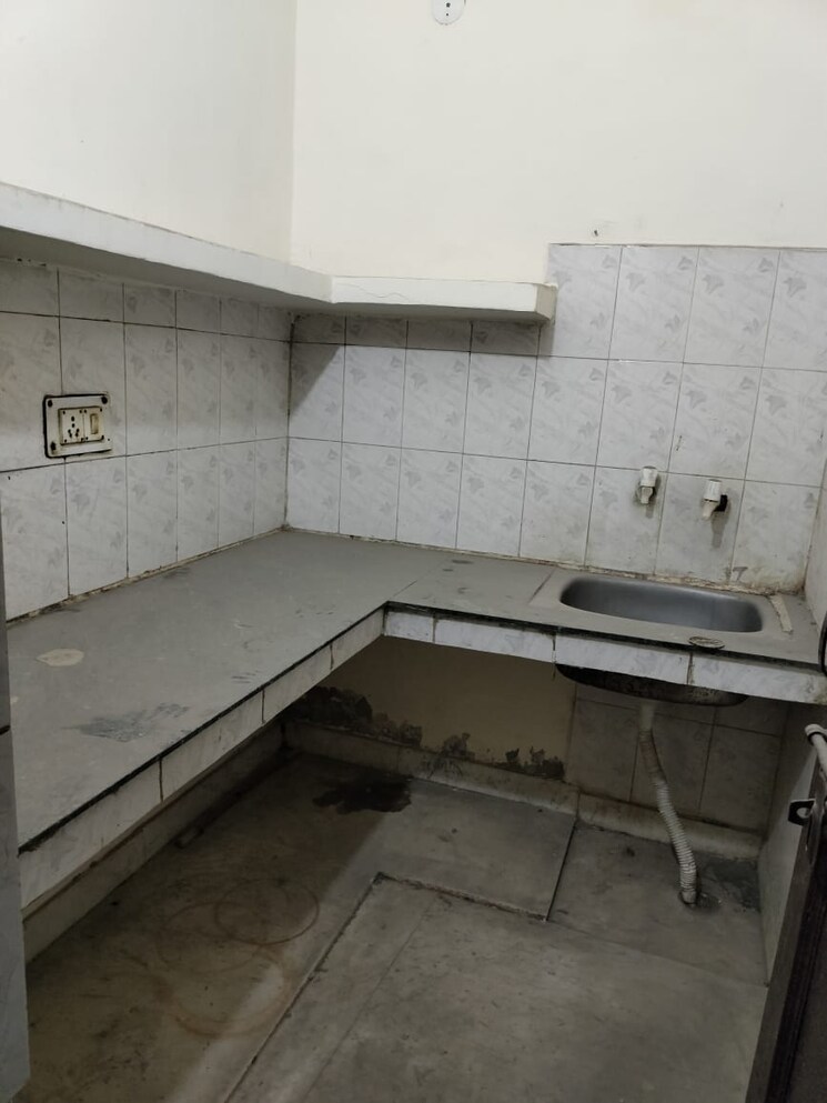 Kitchen, new ashok nagar 1 RK 350 Sq.Ft. Independent House In New Ashok Nagar Delhi 8795311